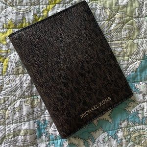 Michael Kors Passport Cover